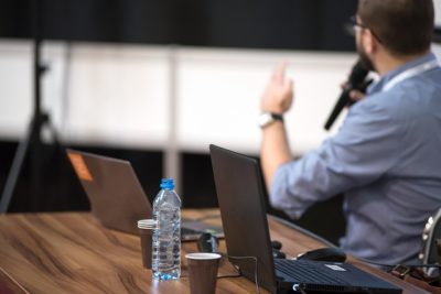 conférence-débat